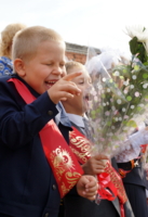 Глянь в этой школе нам учиться..