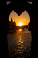 Окно в Париж