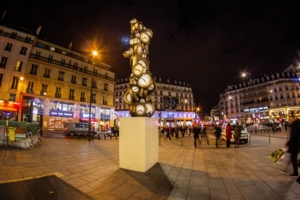 Который час?