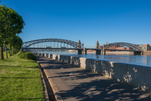 Малоохтинская набережная