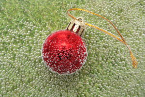 С наступающим!