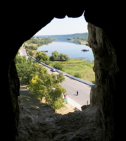 Дырка в стене крепости