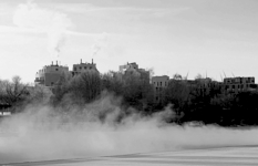 река парит