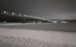 А на том берегу ...