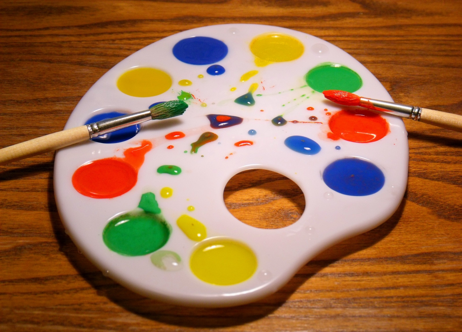 Paint toys. Рисование красками для детей. Игра краски. Краски игрушка для детей. Игры с красками для детей дошкольного возраста.
