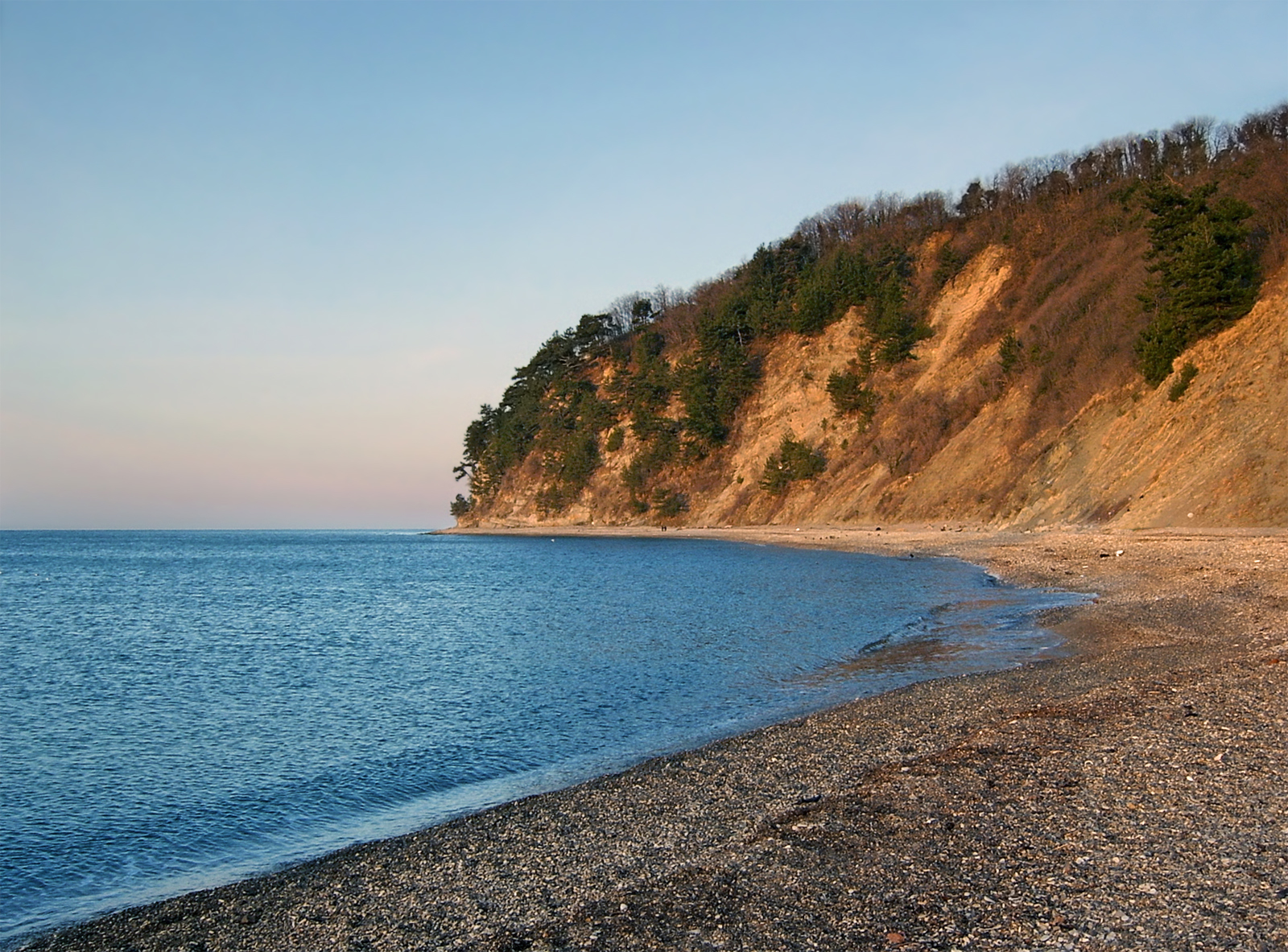 Участки на берегу черного моря