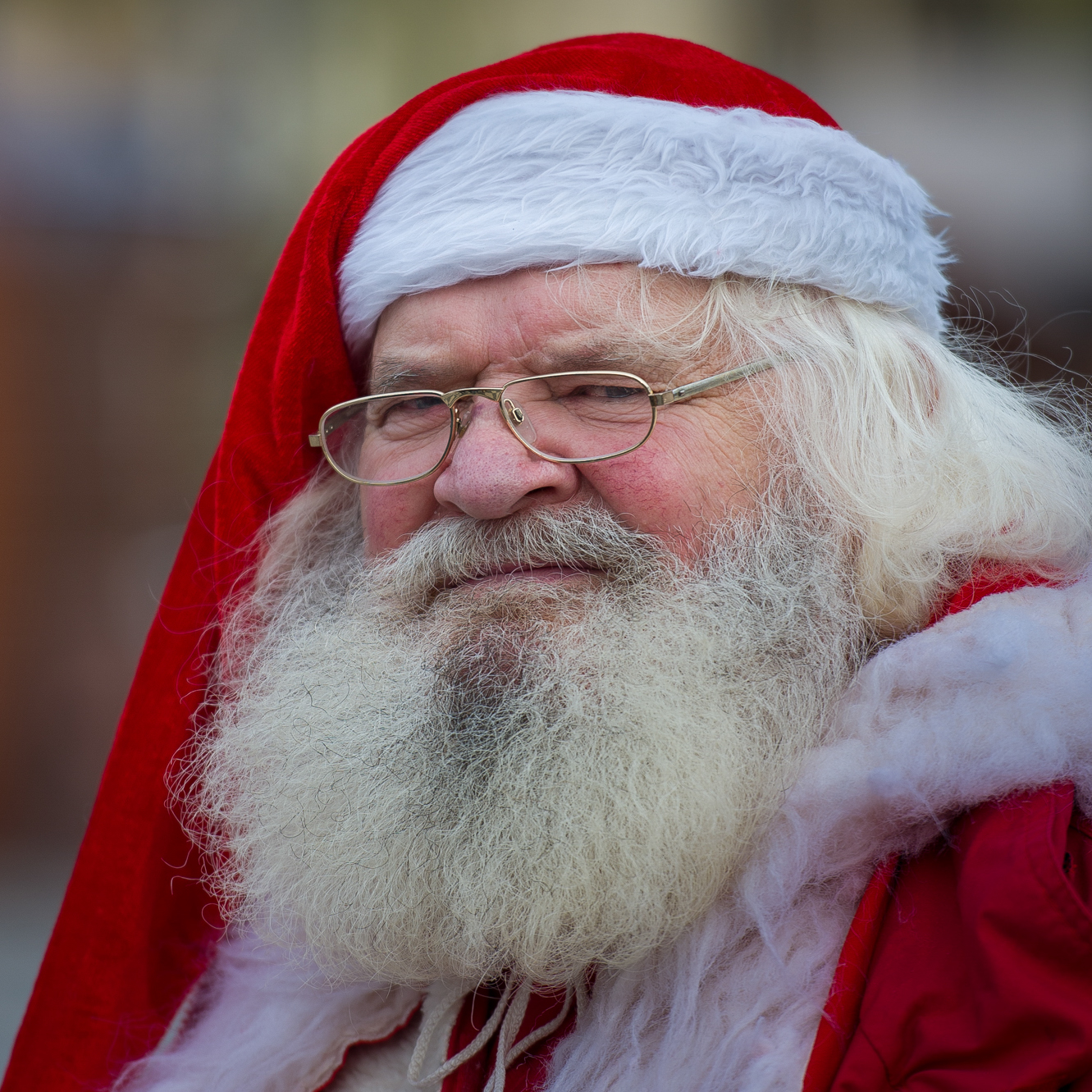 Фотография деда мороза. Борода Деда Мороза. Дедушка с бородой. Дед Мороз с большой бородой.