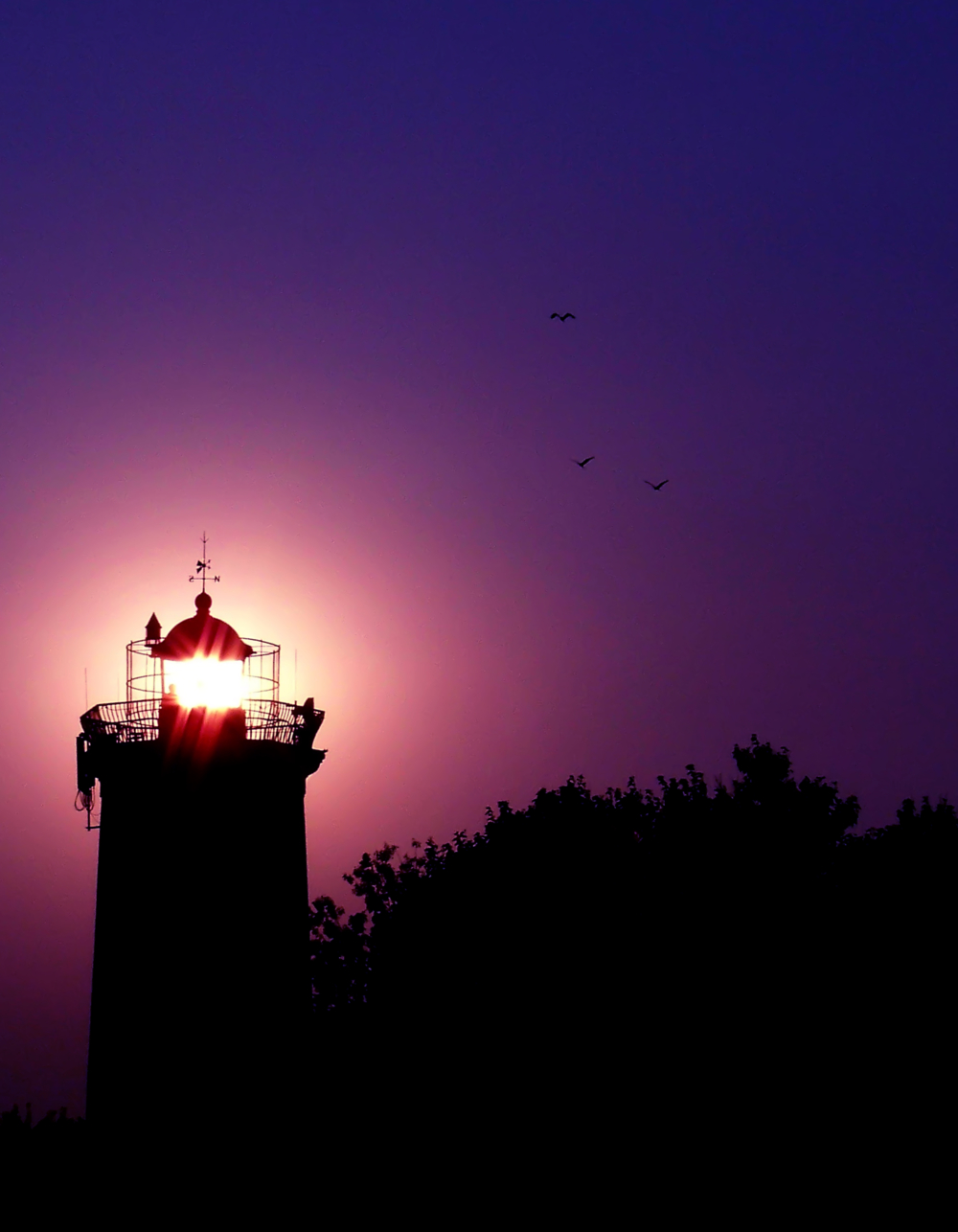Фиолетовый Сумрак — конкурс "Маяки" — Фотоконкурс.ру
