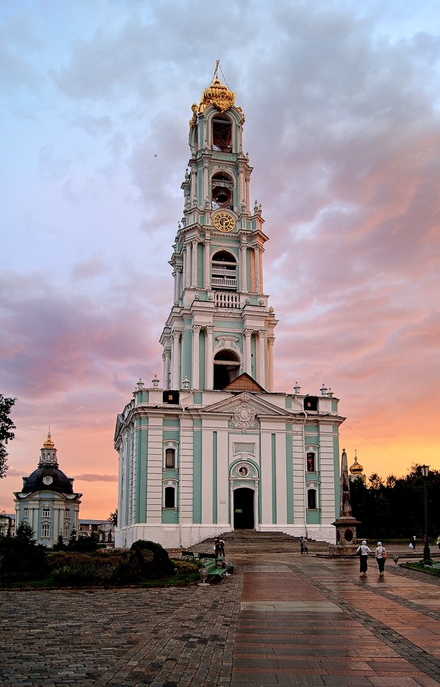 Колокольня троице сергиевой лавры фото