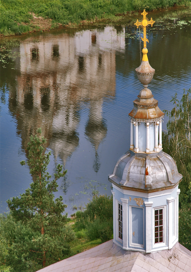 Церкви и храмы у воды