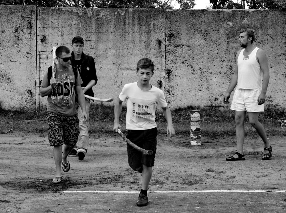 Спортивные фотоконкурсы. Дворовый спорт картинки. На заставку дворовые. Английские дворовые группы. Обои дворовый спорт.