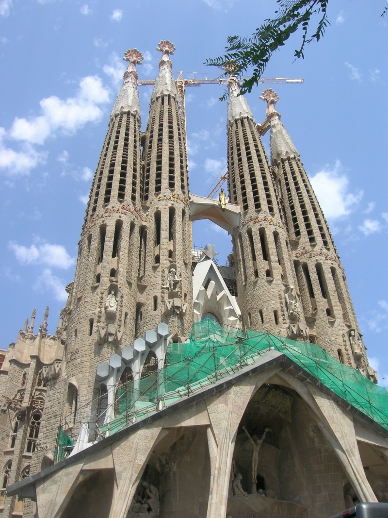 Реставрация собора в Барселоне