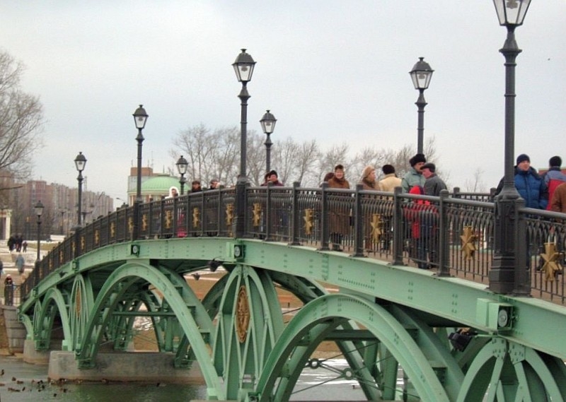 Мост в Москве (январь 2008 г)