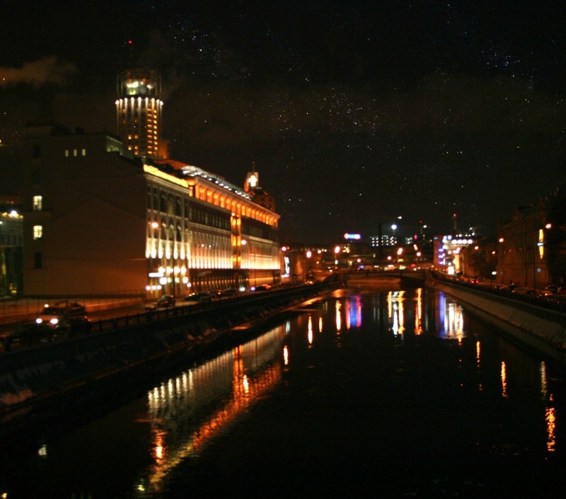 River in Moscow Cite_)