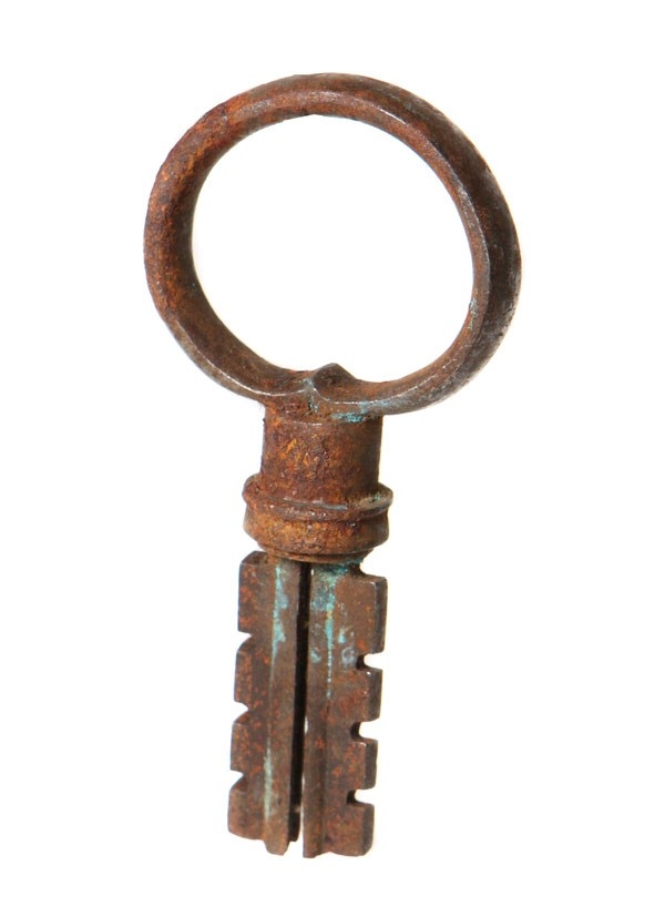 Старинный ключ от замка