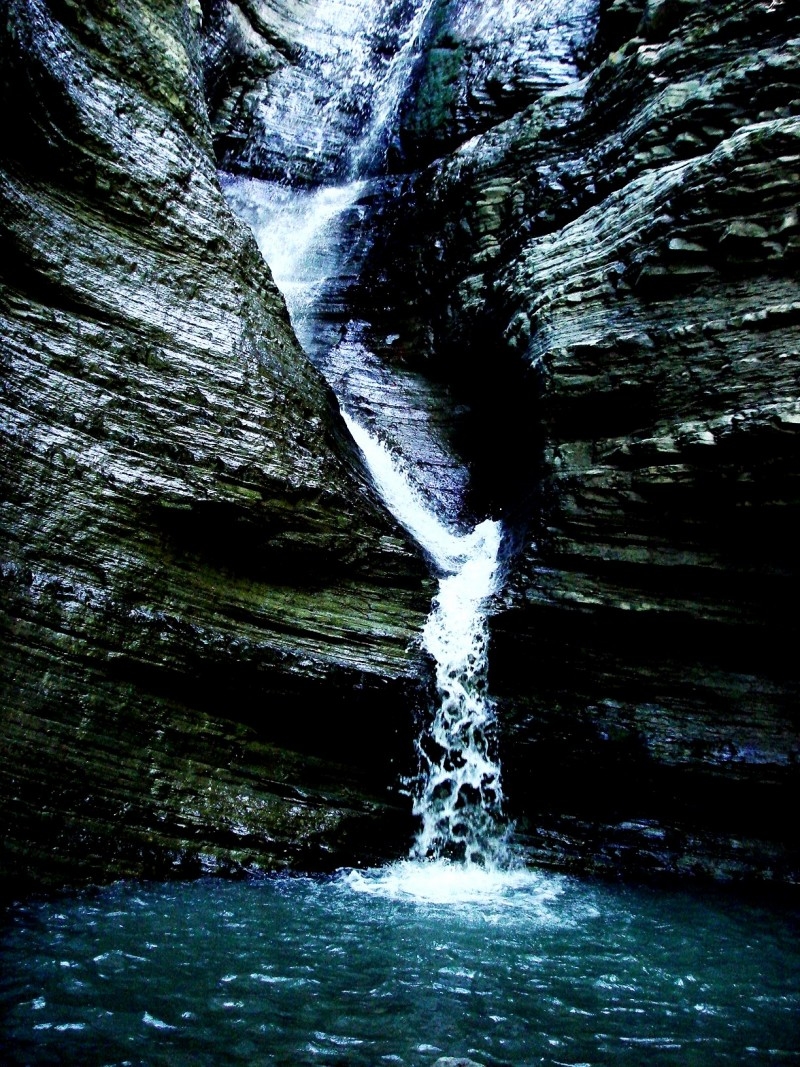 Холодный водопад
