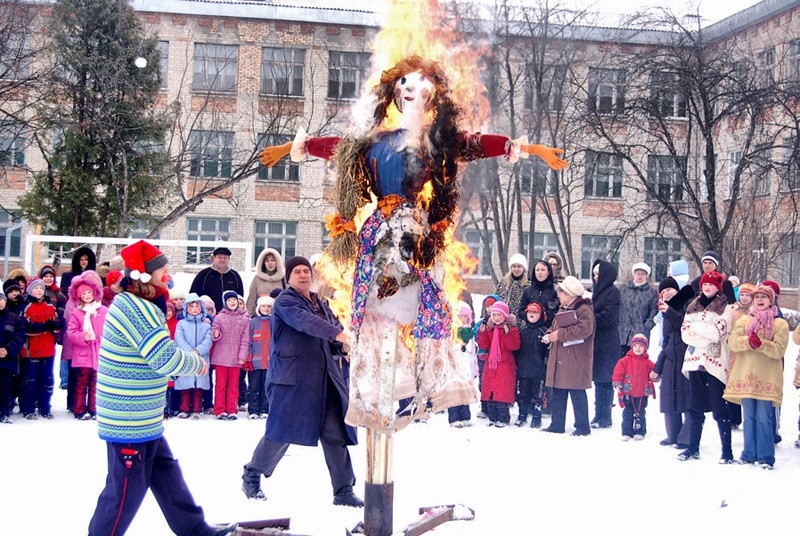 А унас, в школе, своя масленица!