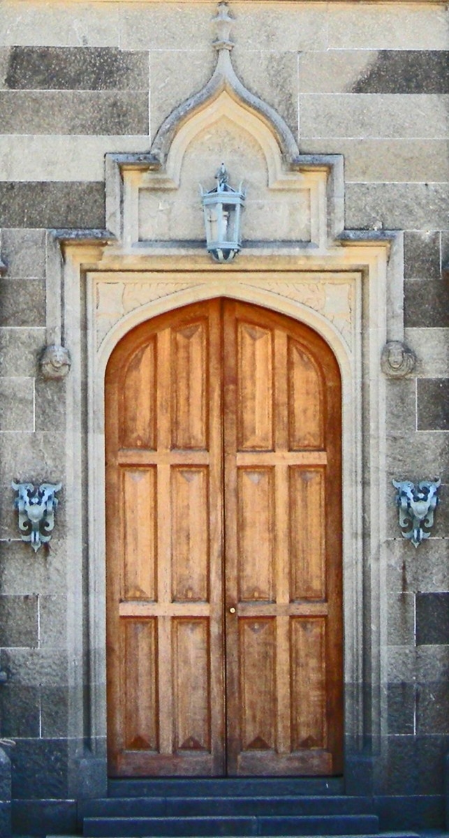 Дверь в замок