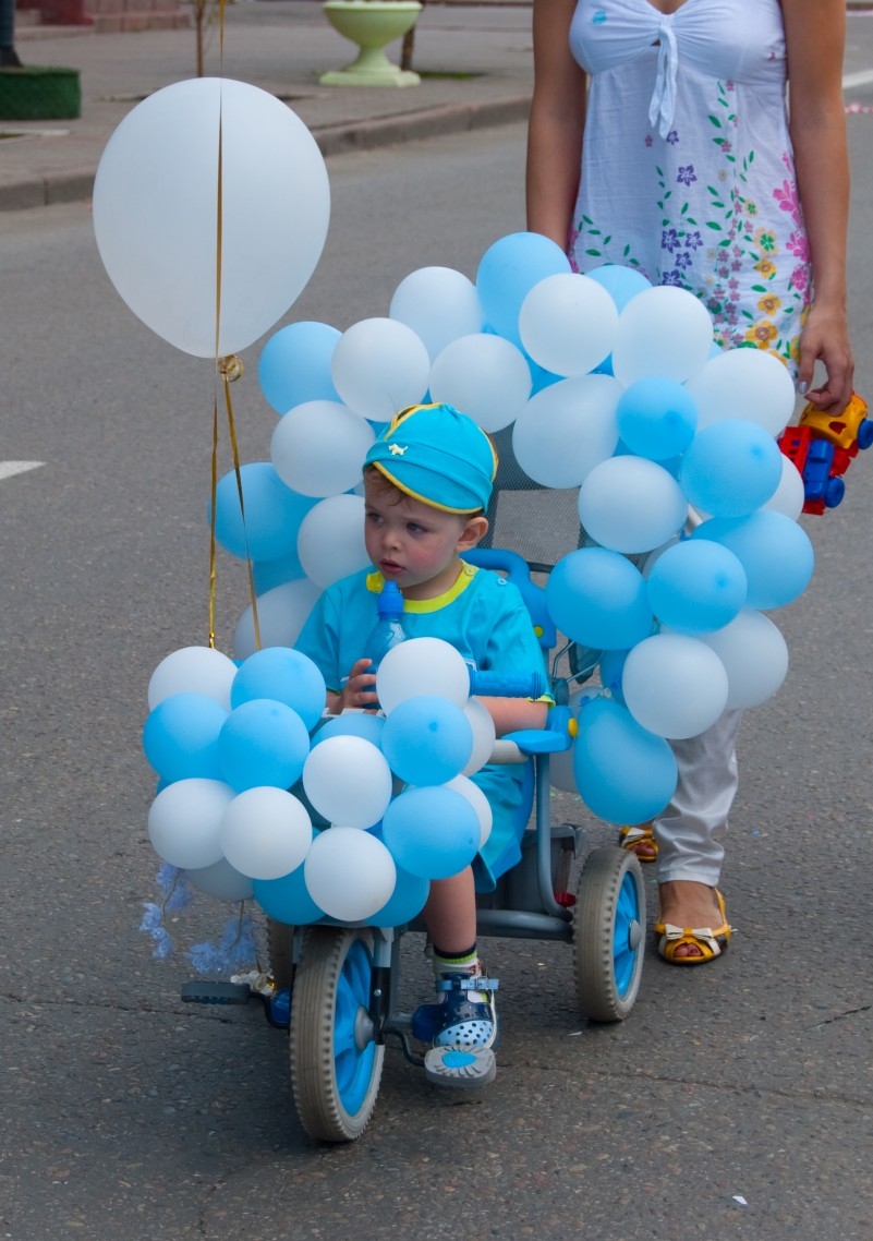 На городском празднике