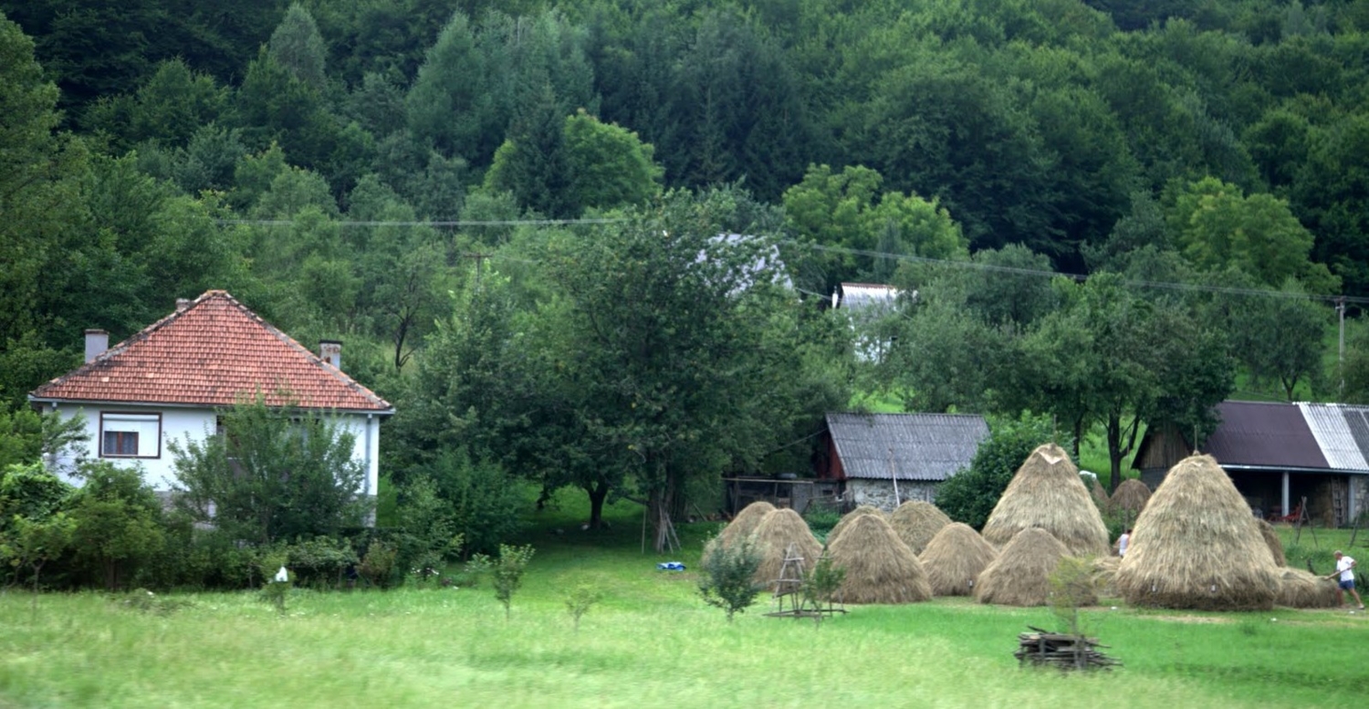 Горно-сельский пейзаж