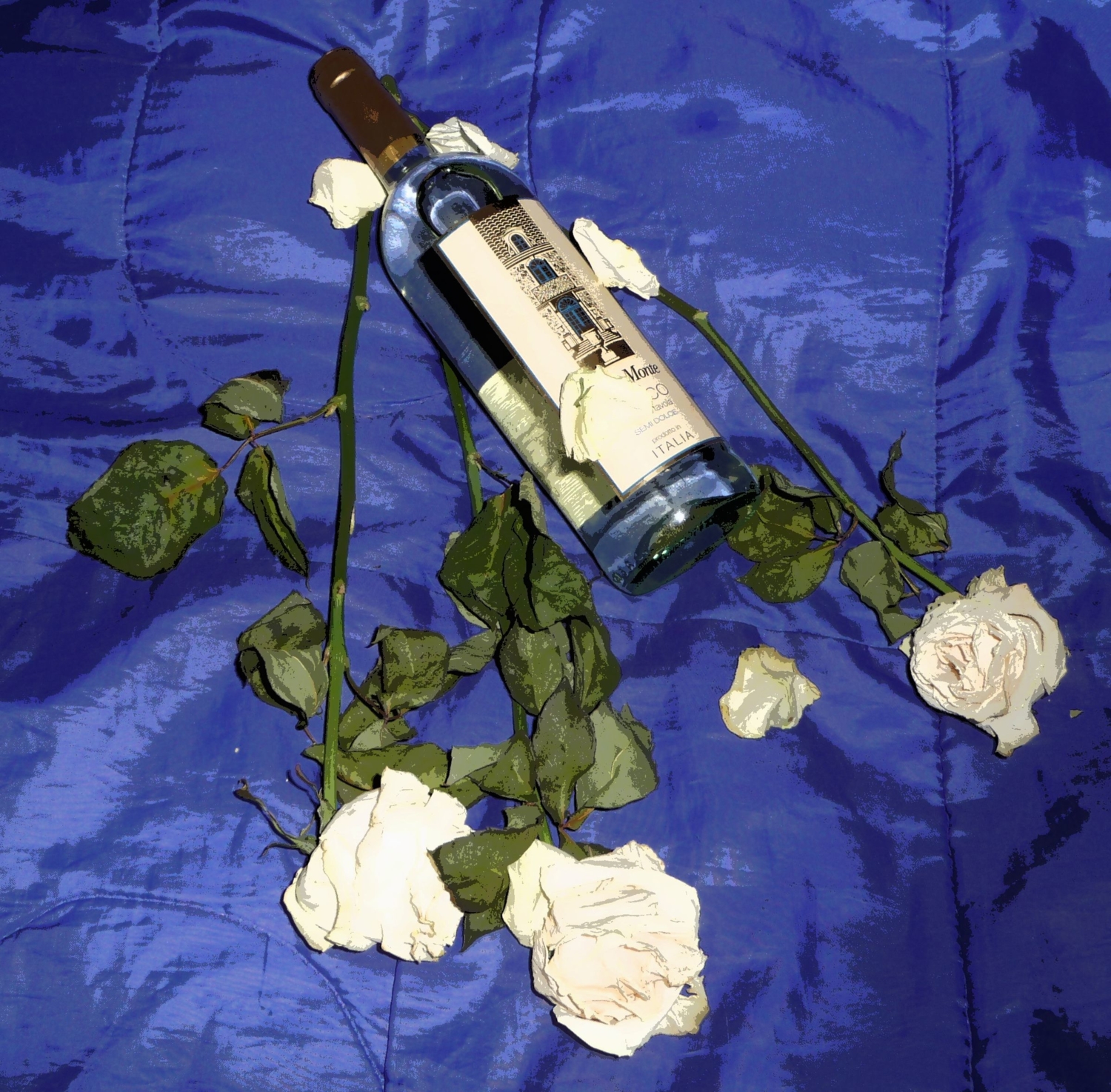 Вино и увядшие розы