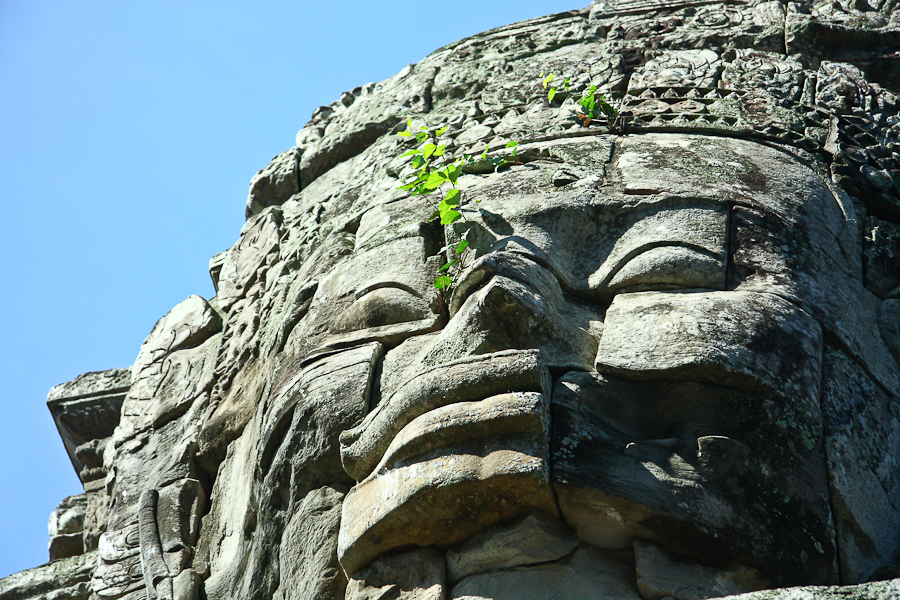 Башня храма Байон