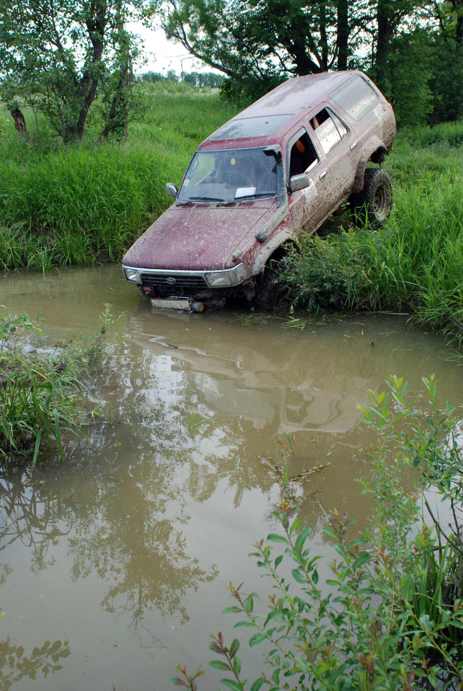 Не зная броду - не суйся в воду 