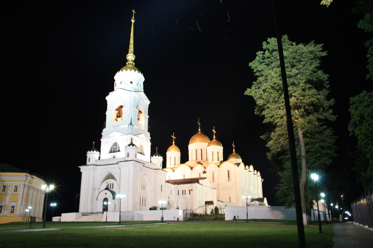 Храм во Владимире 