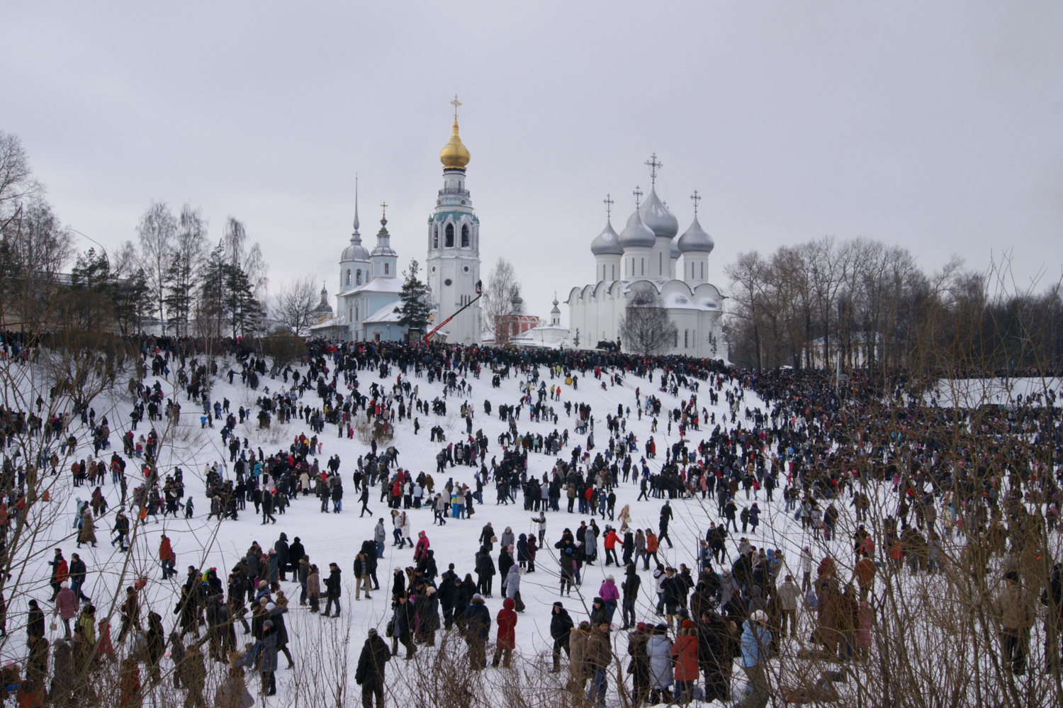 Народное гуляние. Вологда.