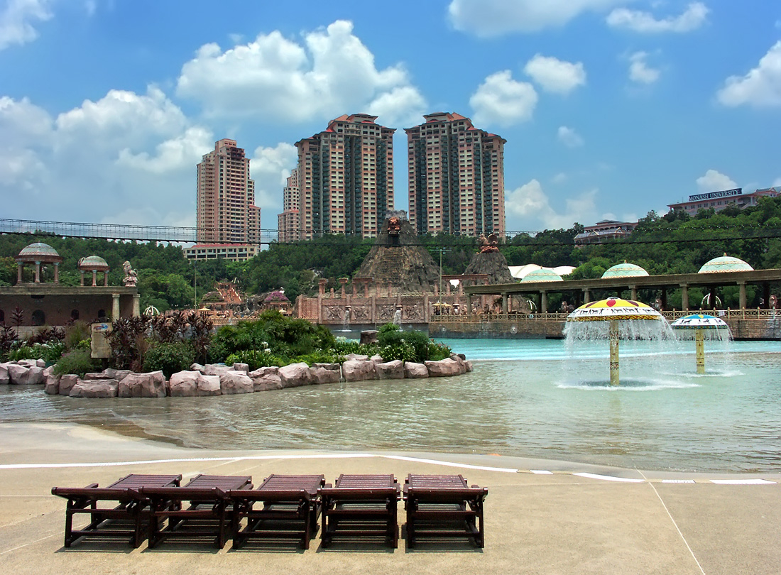 Sunway Lagoon ждет