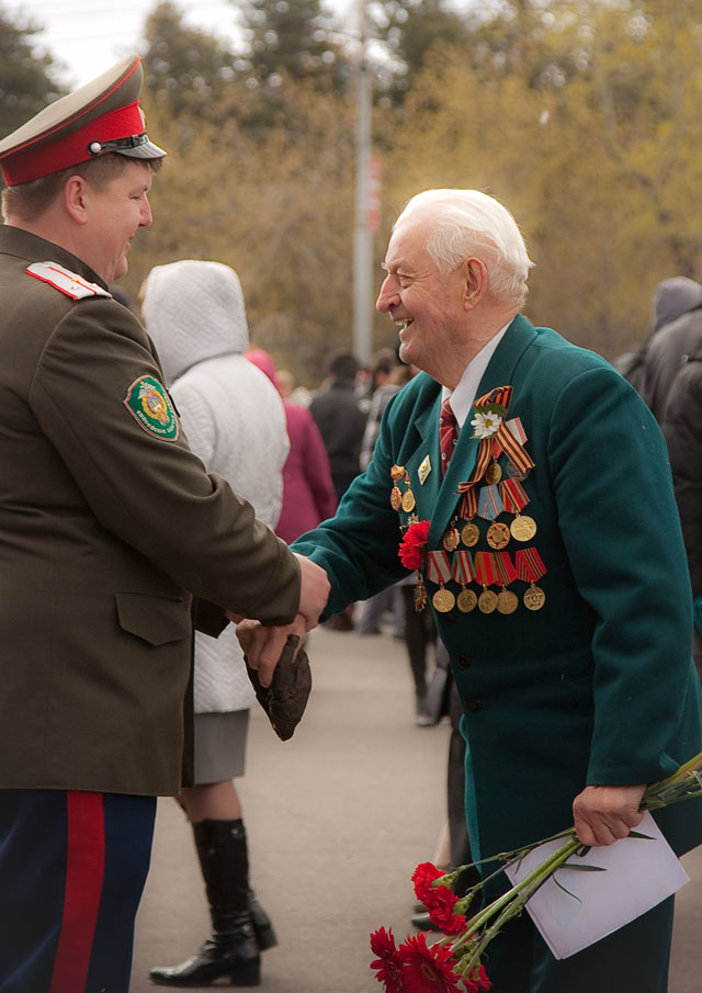 Да здравствуют ветераны ВОВ...