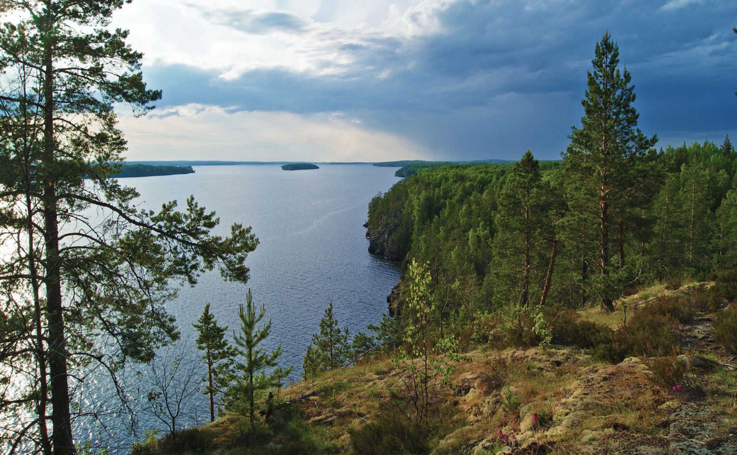 Песня будет карелия сниться слушать. Пегрема. В Карелии есть. Фон для текста Карелия.