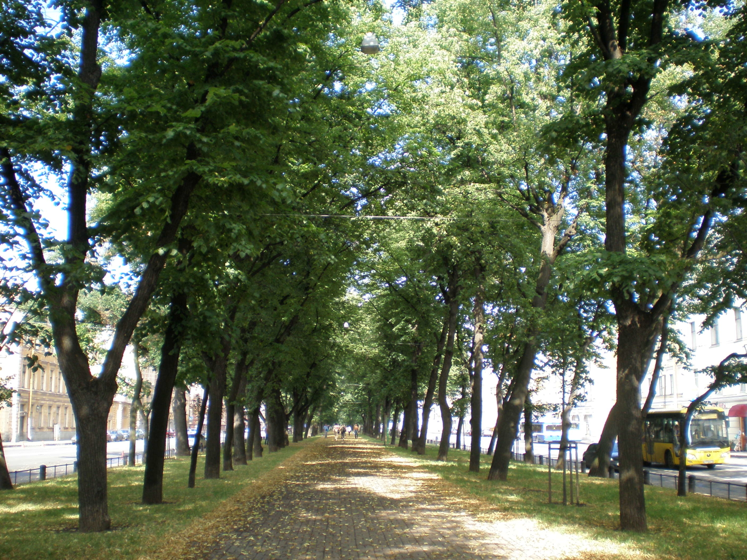 Конногвардейский бульвар