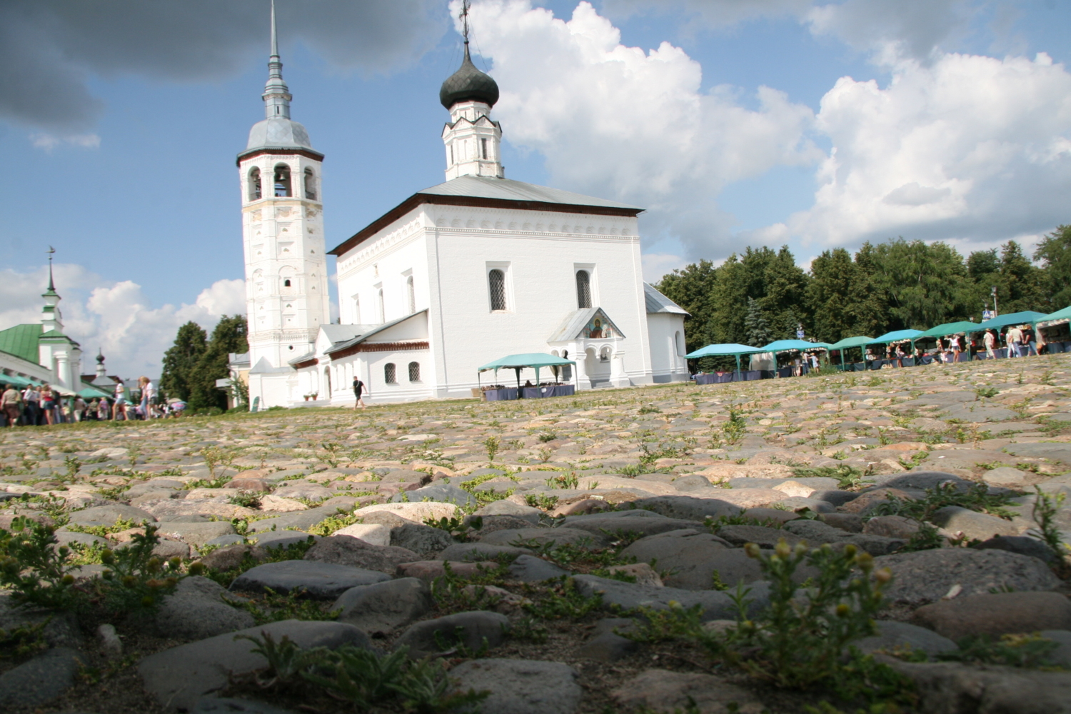 Суздальская площадь