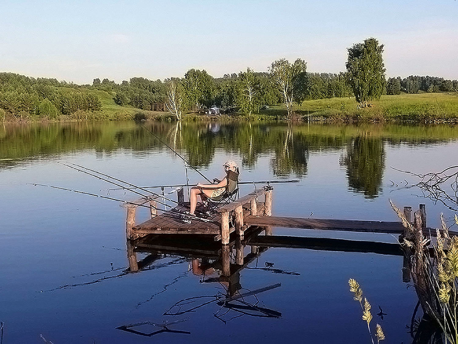 А на рыбалке я и моя Маша...