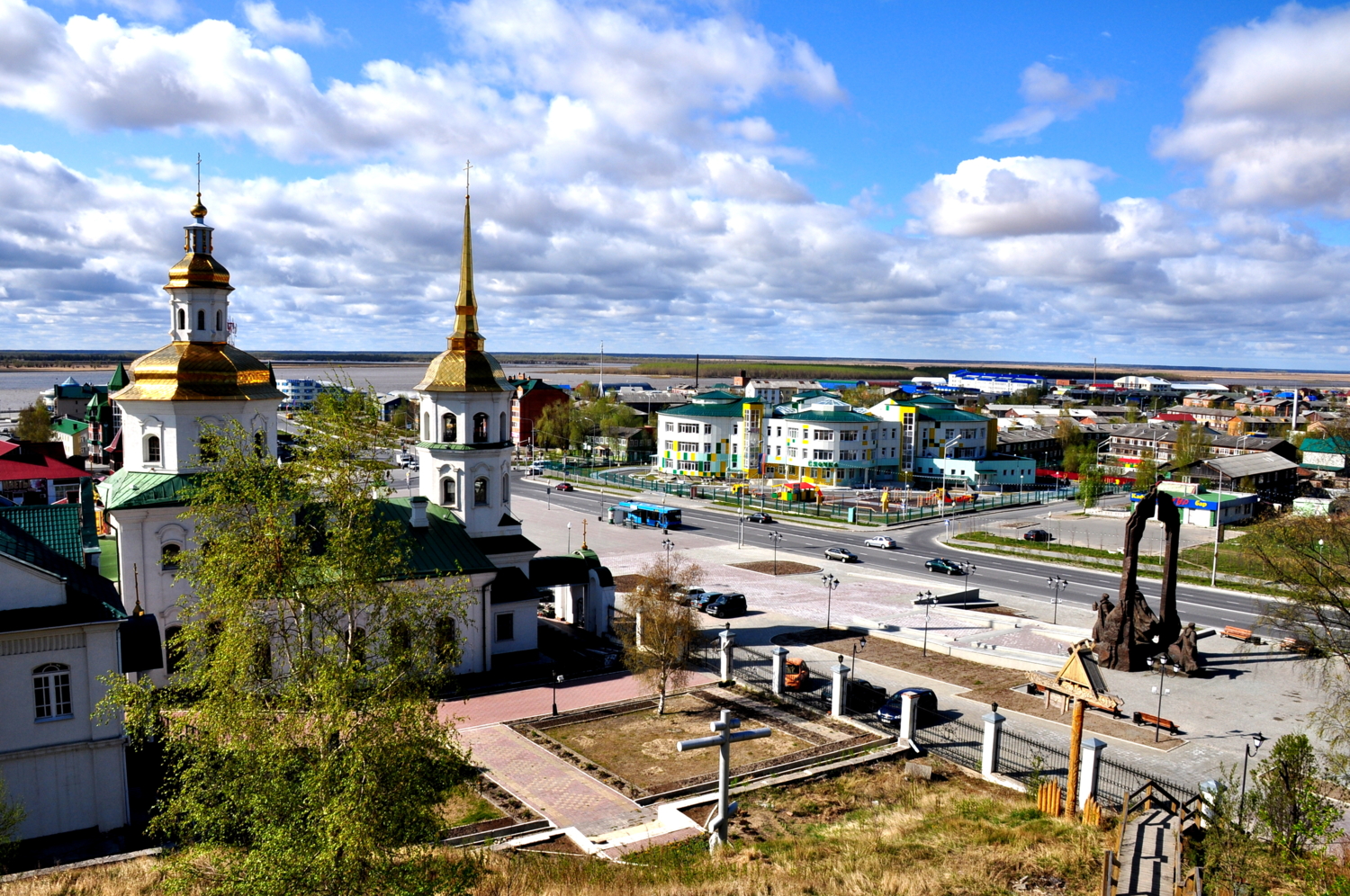 Площадь в Самарово