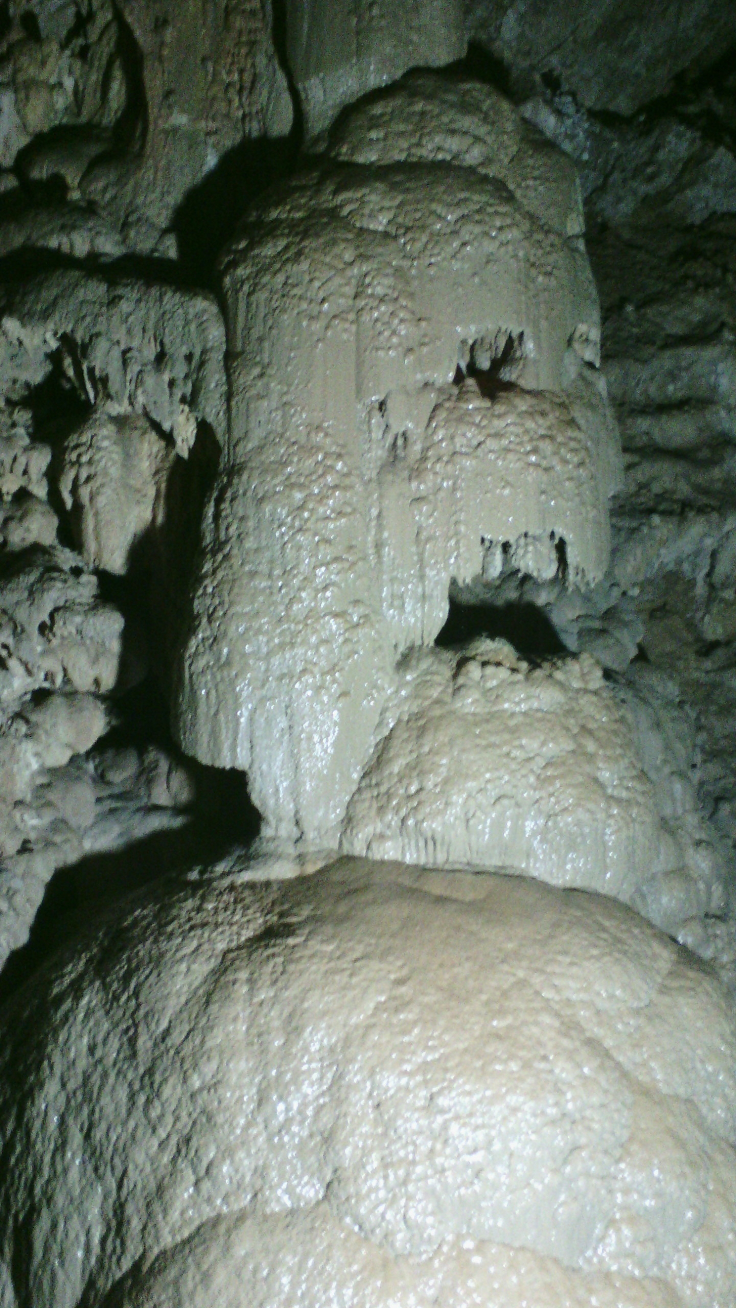 Сказочные обитатели пещеры