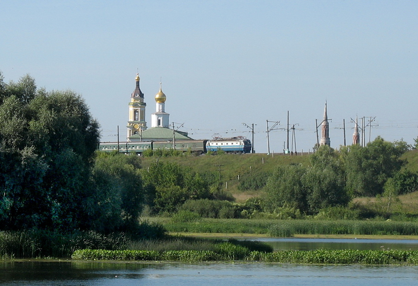 Под защитой....