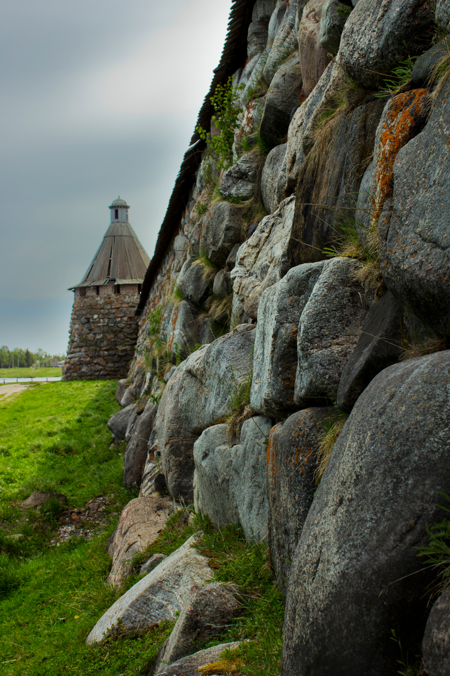 Камни крепостной стены