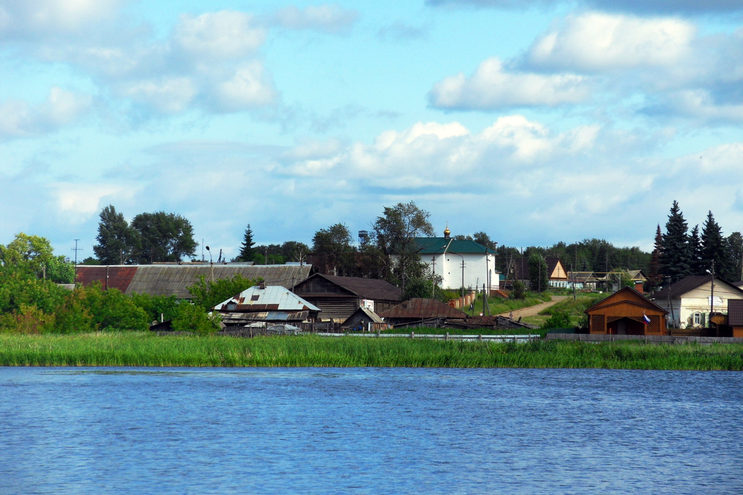 Уральское село