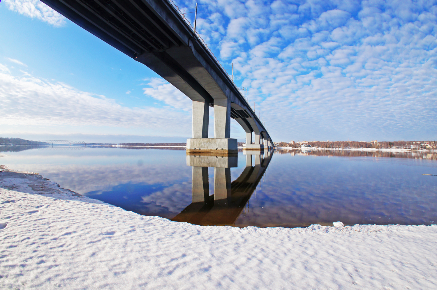 Кругом вода