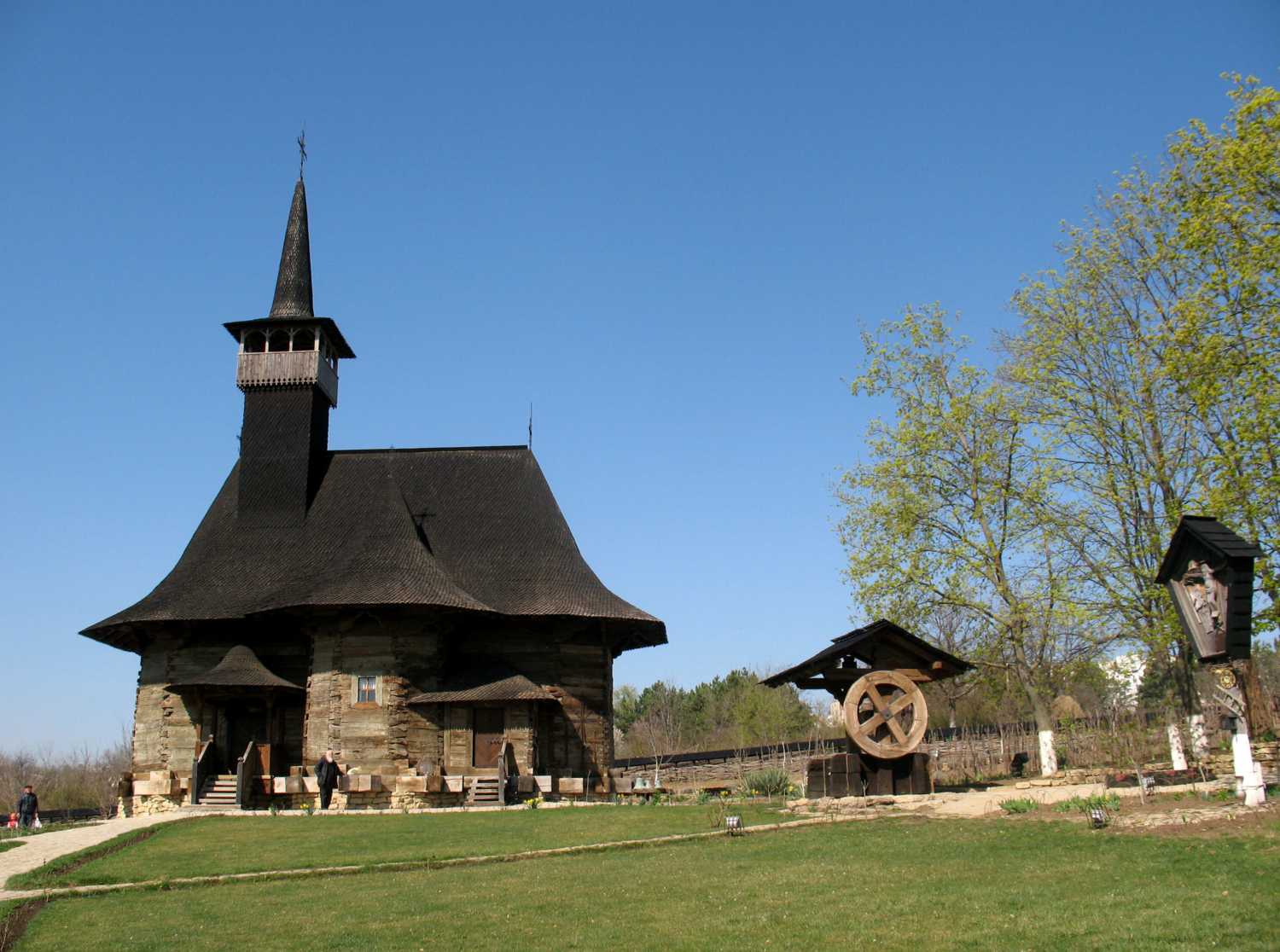 Старинная молдавская церковь