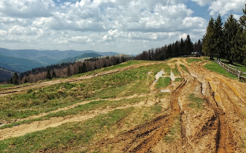 Весна в Карпатах