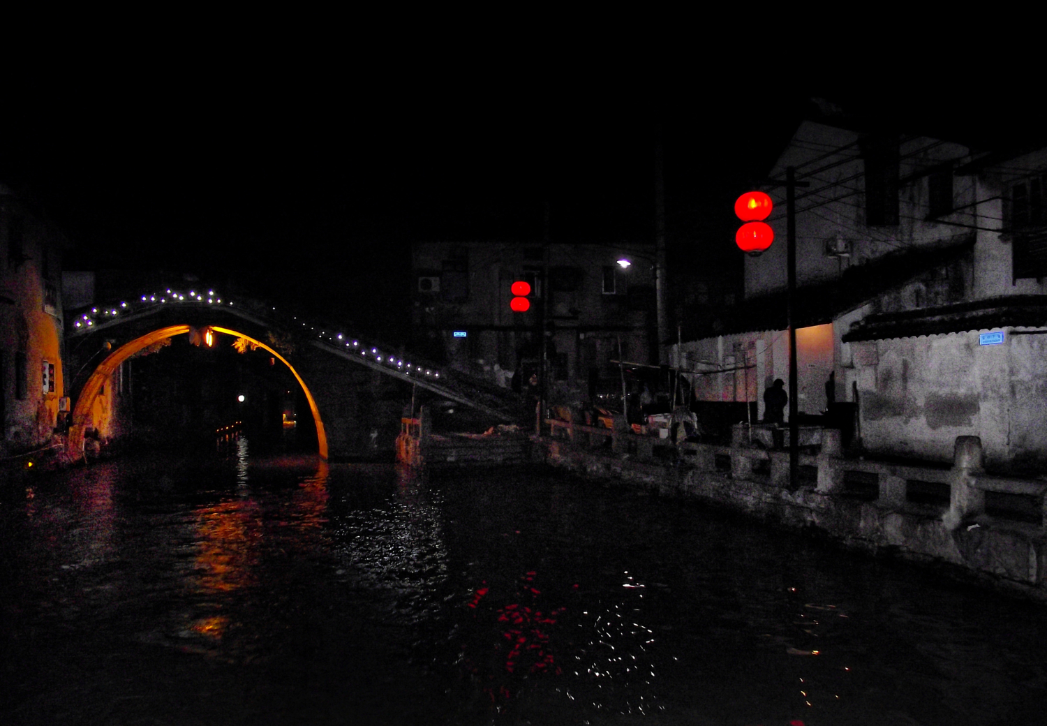 ночной мостик