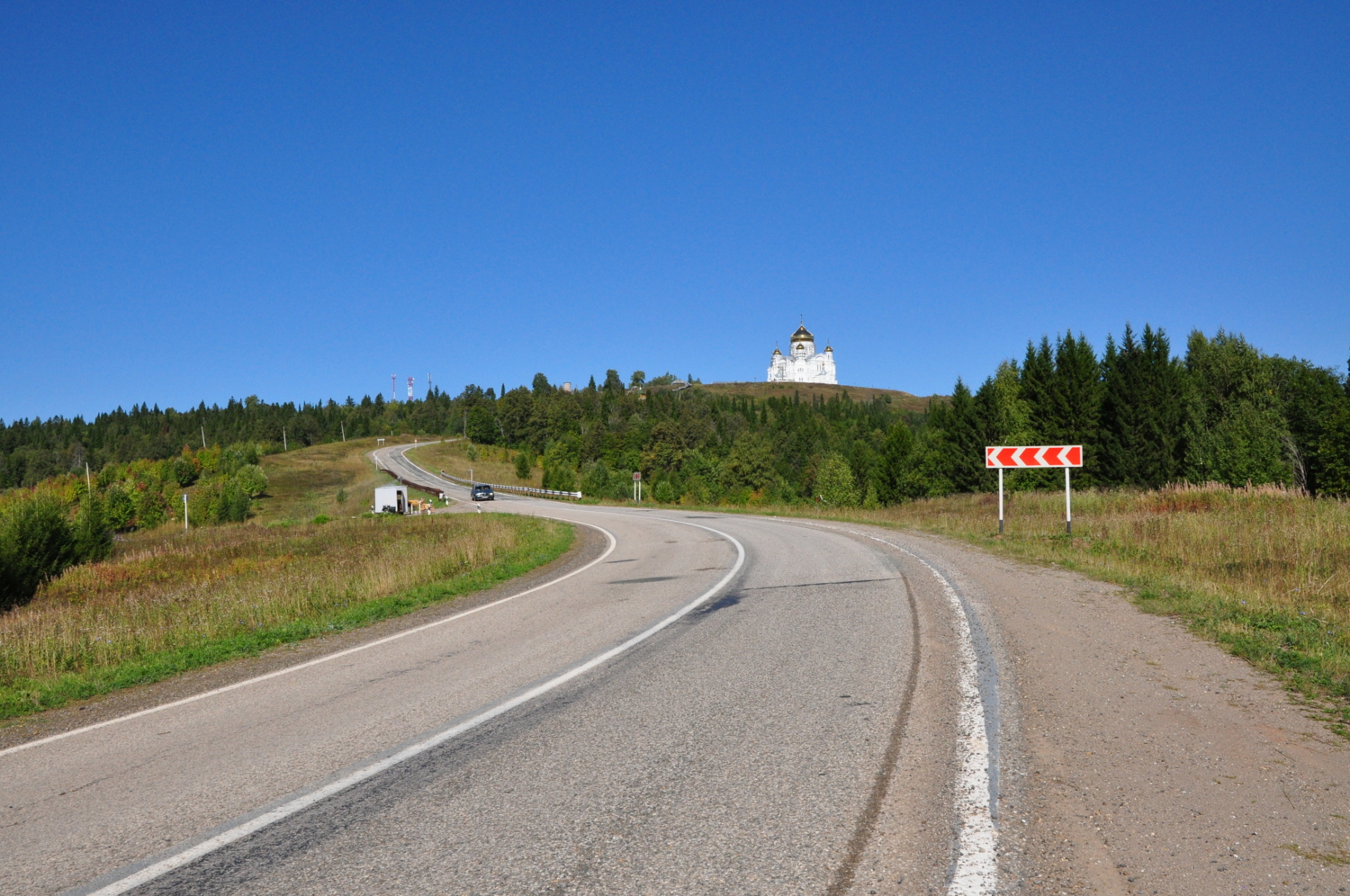 Дорога на Белогорский монастырь