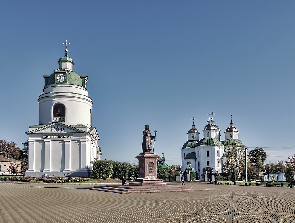 Площадь святителя Иоасафа Белгородского.