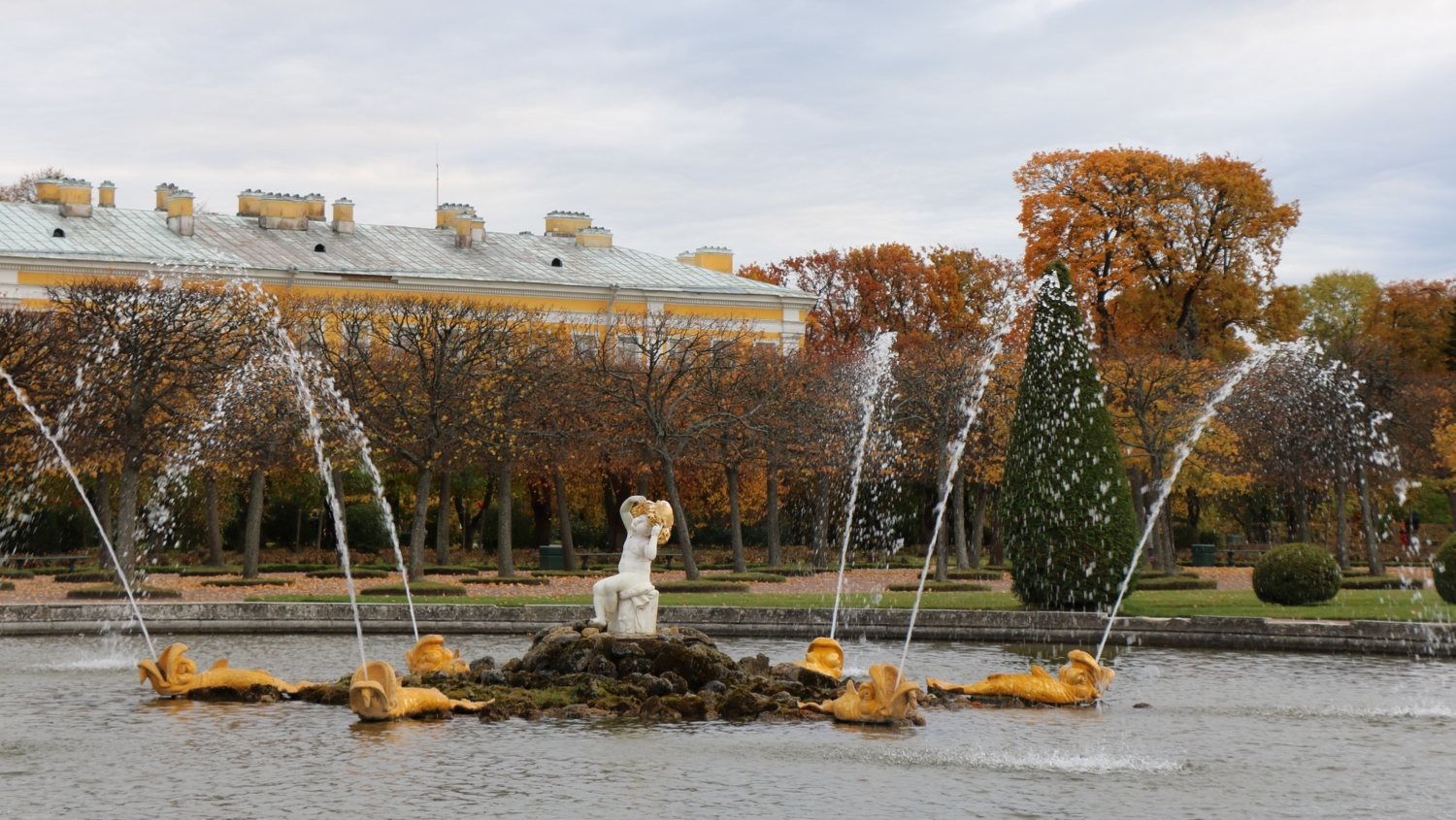 Осенью в парке