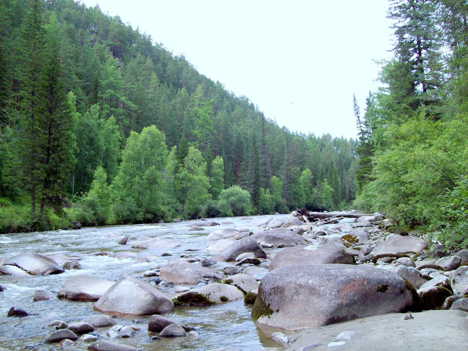 Река Ихэ-Ухгунь