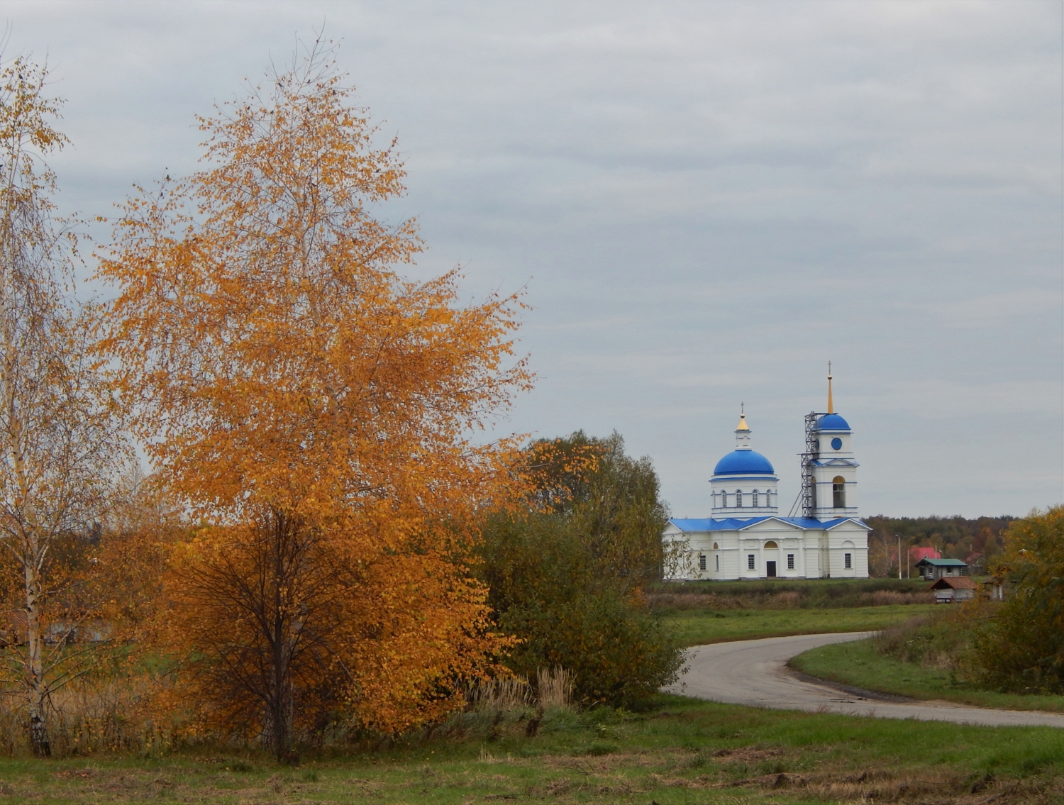 Там русский дух! Там Русью пахнет!