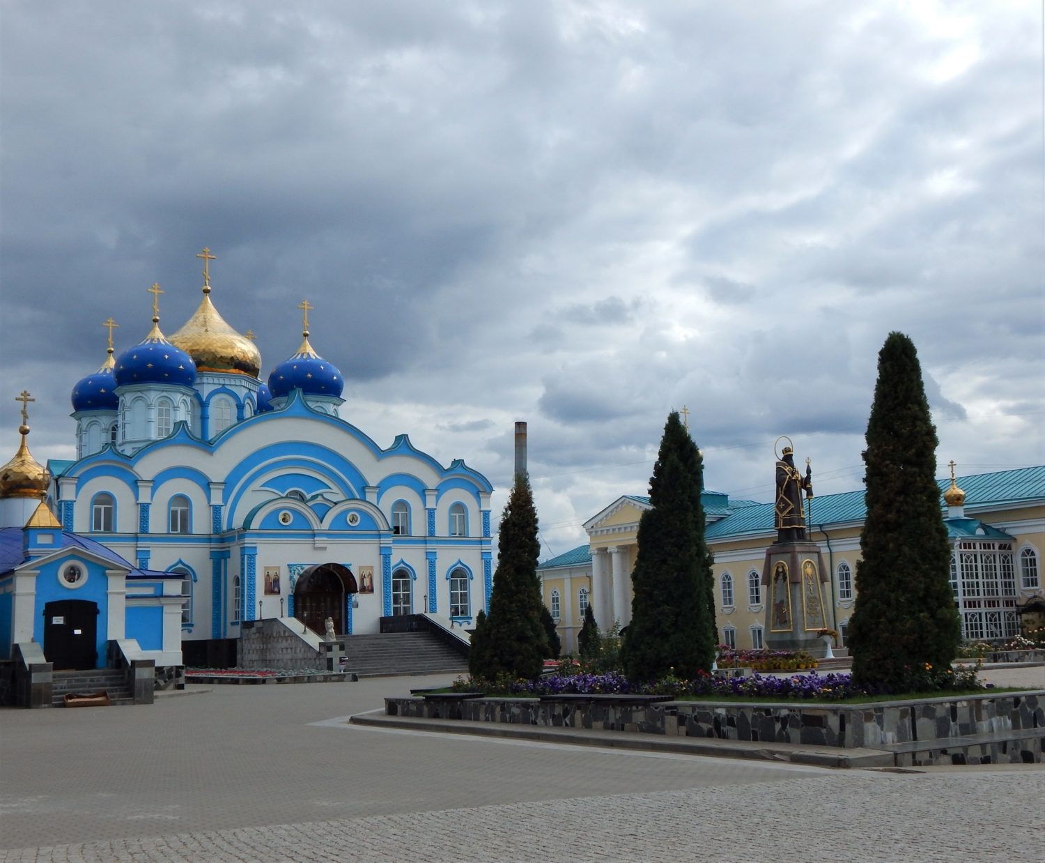 В Задонском мужском монастыре